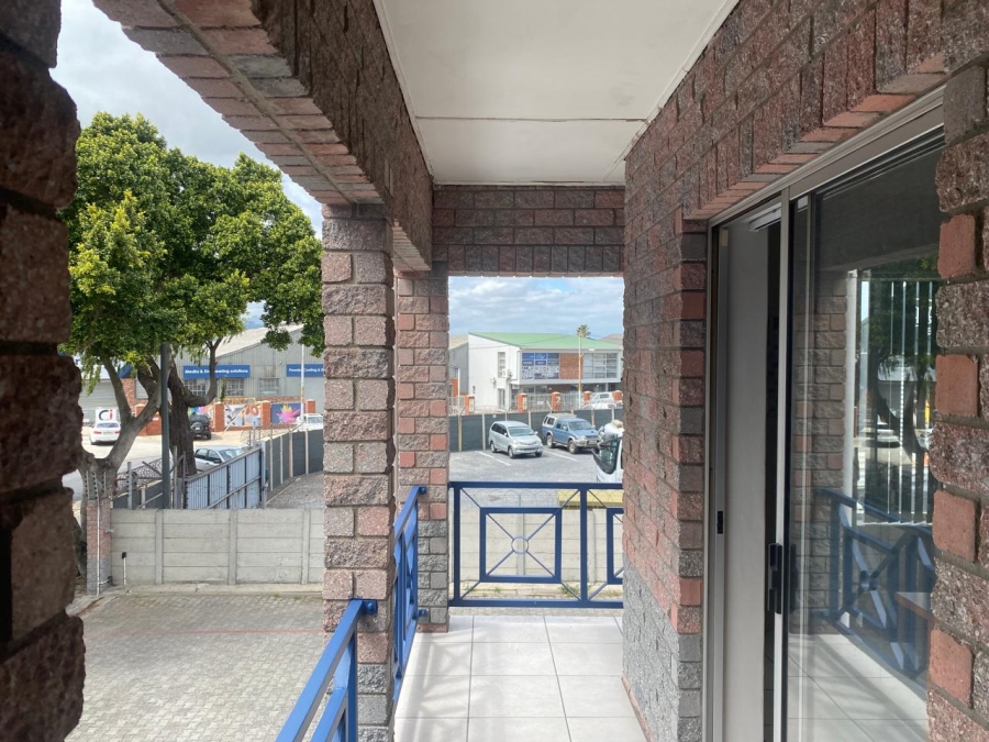 To Let commercial Property for Rent in Stikland Western Cape